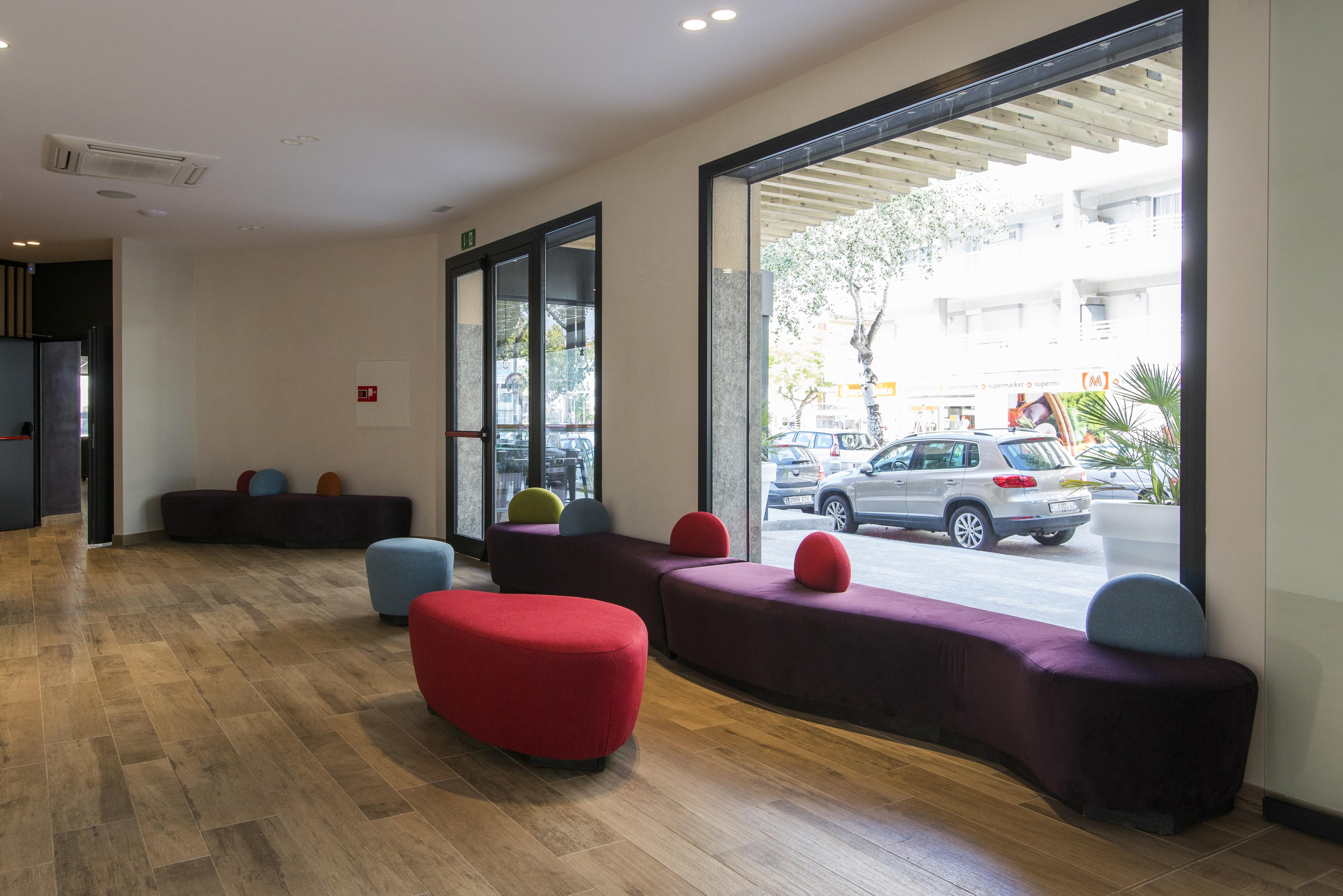 California Apartments Σαλού Εξωτερικό φωτογραφία